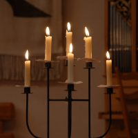Leben feiern trauer brennende Kerzen Kirche Buchs Nov06
